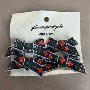 NWT Free People Printed Quincy Bow Set Of 4